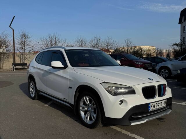 Белый БМВ Х1, объемом двигателя 3 л и пробегом 179 тыс. км за 11000 $, фото 13 на Automoto.ua