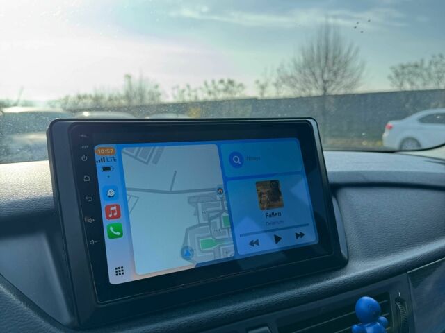 Белый БМВ Х1, объемом двигателя 3 л и пробегом 179 тыс. км за 11000 $, фото 9 на Automoto.ua