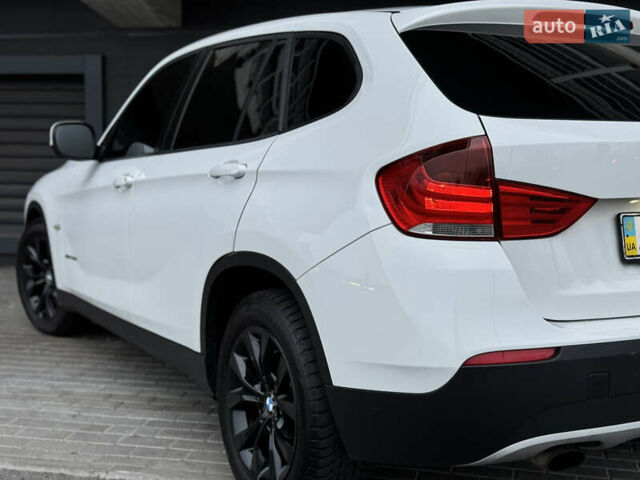 Белый БМВ Х1, объемом двигателя 2 л и пробегом 161 тыс. км за 11700 $, фото 4 на Automoto.ua