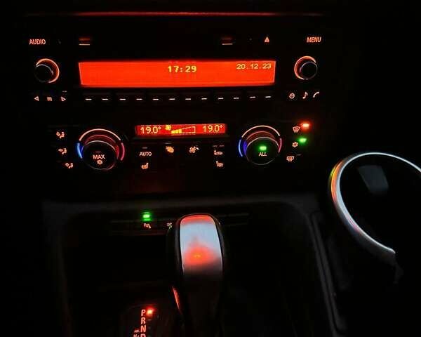 Белый БМВ Х1, объемом двигателя 3 л и пробегом 174 тыс. км за 11500 $, фото 6 на Automoto.ua