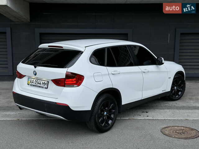 Белый БМВ Х1, объемом двигателя 2 л и пробегом 161 тыс. км за 11700 $, фото 7 на Automoto.ua