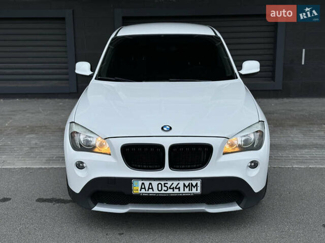 Белый БМВ Х1, объемом двигателя 2 л и пробегом 161 тыс. км за 11700 $, фото 1 на Automoto.ua