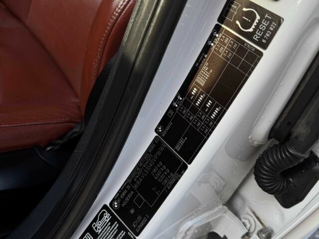 Белый БМВ Х1, объемом двигателя 3 л и пробегом 179 тыс. км за 11000 $, фото 7 на Automoto.ua