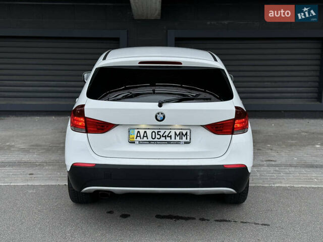 Белый БМВ Х1, объемом двигателя 2 л и пробегом 161 тыс. км за 11700 $, фото 5 на Automoto.ua
