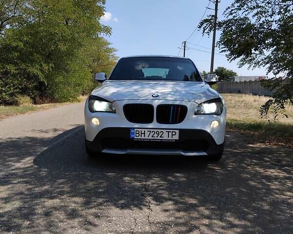 Белый БМВ Х1, объемом двигателя 2 л и пробегом 258 тыс. км за 12700 $, фото 24 на Automoto.ua