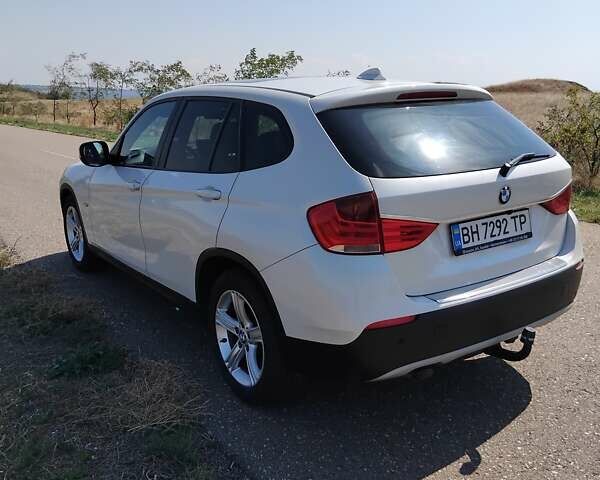 Белый БМВ Х1, объемом двигателя 2 л и пробегом 258 тыс. км за 12700 $, фото 6 на Automoto.ua