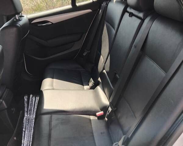 Белый БМВ Х1, объемом двигателя 2 л и пробегом 258 тыс. км за 12700 $, фото 39 на Automoto.ua