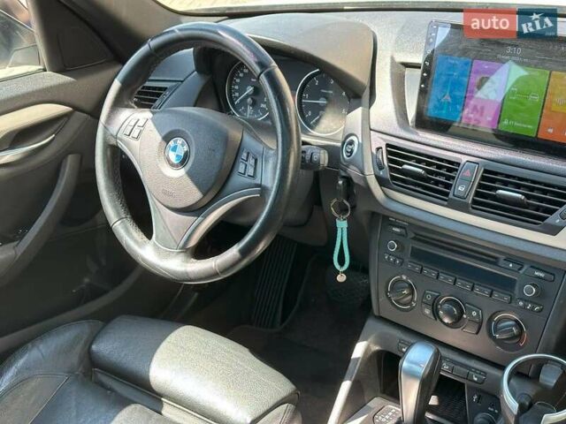 Белый БМВ Х1, объемом двигателя 2 л и пробегом 258 тыс. км за 13190 $, фото 23 на Automoto.ua
