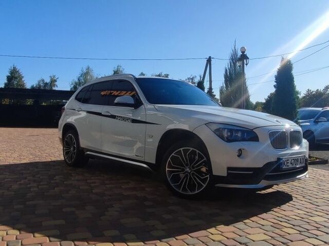 Белый БМВ Х1, объемом двигателя 2 л и пробегом 178 тыс. км за 15000 $, фото 1 на Automoto.ua