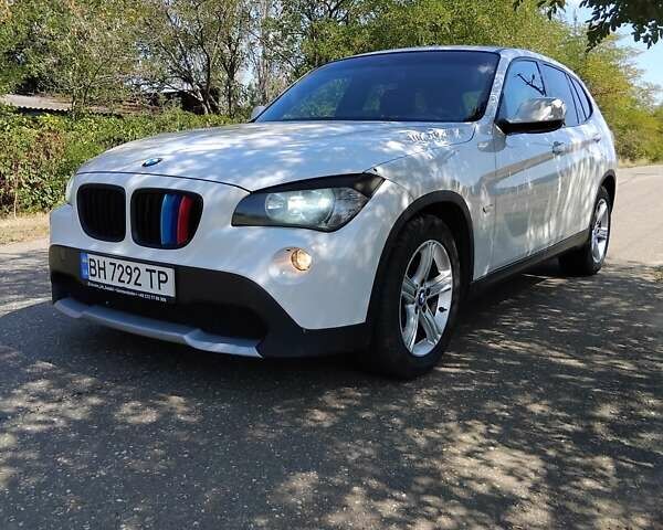 Белый БМВ Х1, объемом двигателя 2 л и пробегом 258 тыс. км за 12700 $, фото 1 на Automoto.ua