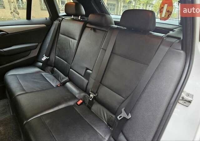 Белый БМВ Х1, объемом двигателя 2 л и пробегом 258 тыс. км за 10999 $, фото 18 на Automoto.ua