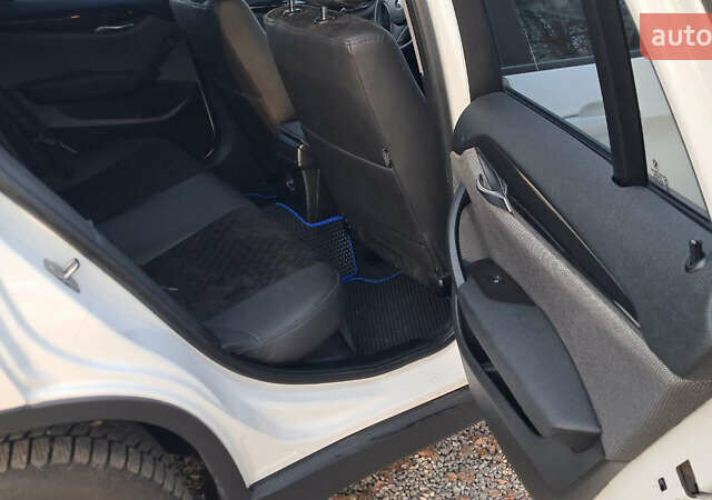 Белый БМВ Х1, объемом двигателя 2 л и пробегом 223 тыс. км за 10600 $, фото 38 на Automoto.ua