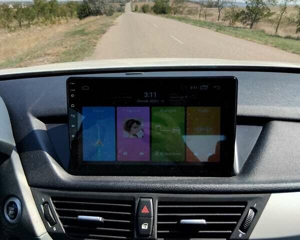 Белый БМВ Х1, объемом двигателя 2 л и пробегом 258 тыс. км за 12700 $, фото 26 на Automoto.ua