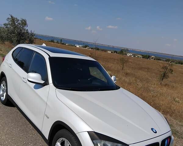 Белый БМВ Х1, объемом двигателя 2 л и пробегом 258 тыс. км за 12700 $, фото 2 на Automoto.ua