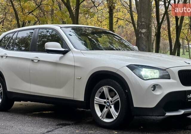Белый БМВ Х1, объемом двигателя 2 л и пробегом 258 тыс. км за 10999 $, фото 8 на Automoto.ua