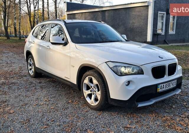 Белый БМВ Х1, объемом двигателя 2 л и пробегом 223 тыс. км за 10500 $, фото 2 на Automoto.ua