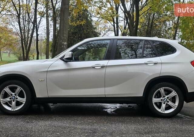 Белый БМВ Х1, объемом двигателя 2 л и пробегом 258 тыс. км за 10999 $, фото 3 на Automoto.ua