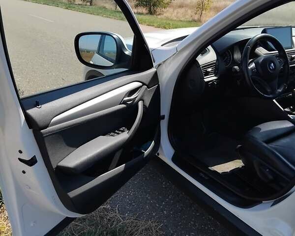 Белый БМВ Х1, объемом двигателя 2 л и пробегом 258 тыс. км за 12700 $, фото 31 на Automoto.ua