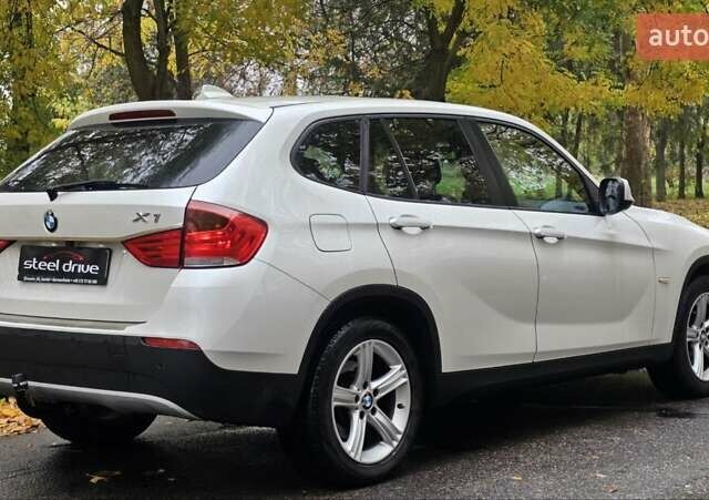 Белый БМВ Х1, объемом двигателя 2 л и пробегом 258 тыс. км за 10999 $, фото 6 на Automoto.ua