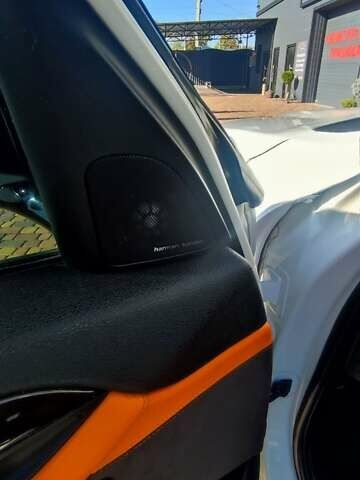 Белый БМВ Х1, объемом двигателя 2 л и пробегом 178 тыс. км за 15000 $, фото 10 на Automoto.ua