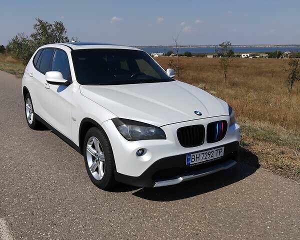 Белый БМВ Х1, объемом двигателя 2 л и пробегом 258 тыс. км за 12700 $, фото 4 на Automoto.ua