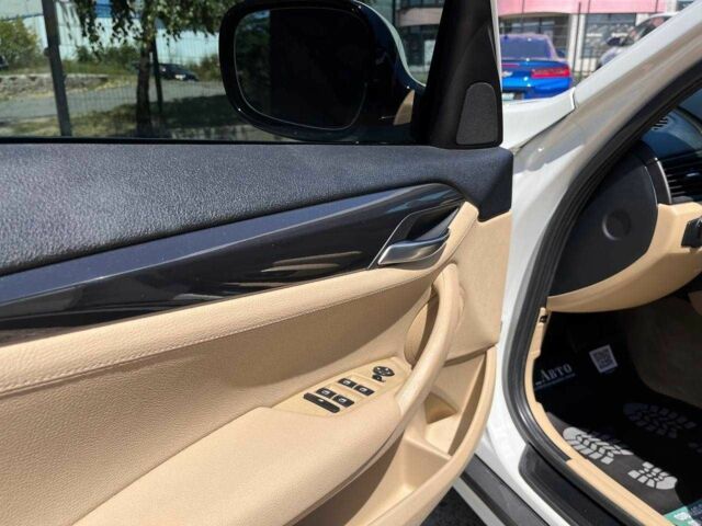 Білий БМВ Х1, об'ємом двигуна 2 л та пробігом 121 тис. км за 13100 $, фото 3 на Automoto.ua