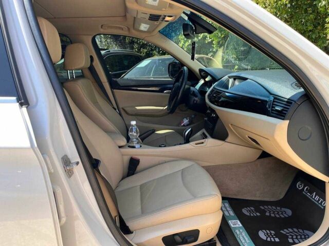 Білий БМВ Х1, об'ємом двигуна 2 л та пробігом 121 тис. км за 13100 $, фото 10 на Automoto.ua