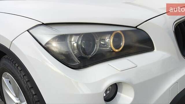 Белый БМВ Х1, объемом двигателя 2 л и пробегом 152 тыс. км за 12900 $, фото 14 на Automoto.ua