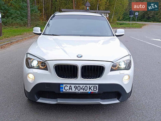 Білий БМВ Х1, об'ємом двигуна 2 л та пробігом 267 тис. км за 13999 $, фото 3 на Automoto.ua