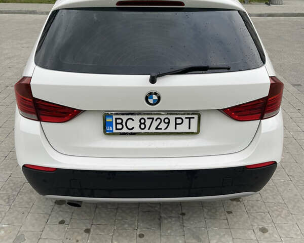 Белый БМВ Х1, объемом двигателя 2 л и пробегом 208 тыс. км за 9300 $, фото 6 на Automoto.ua