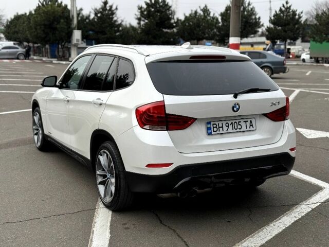 Білий БМВ Х1, об'ємом двигуна 2 л та пробігом 240 тис. км за 11200 $, фото 5 на Automoto.ua