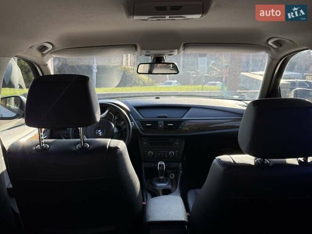 Белый БМВ Х1, объемом двигателя 2 л и пробегом 103 тыс. км за 13000 $, фото 13 на Automoto.ua