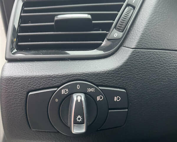 Белый БМВ Х1, объемом двигателя 2 л и пробегом 205 тыс. км за 12999 $, фото 50 на Automoto.ua