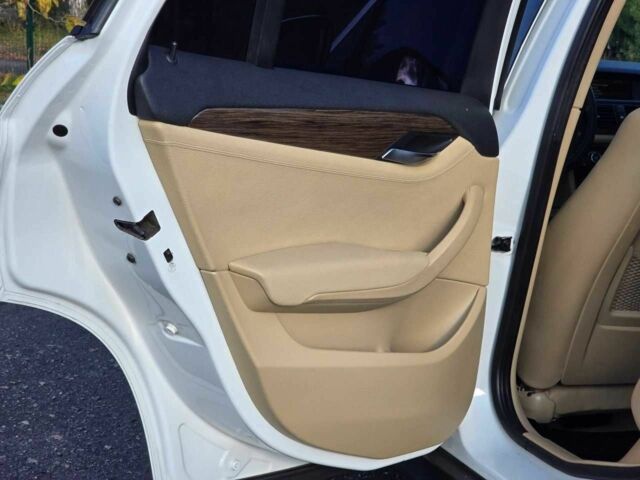 Белый БМВ Х1, объемом двигателя 2 л и пробегом 210 тыс. км за 10999 $, фото 19 на Automoto.ua