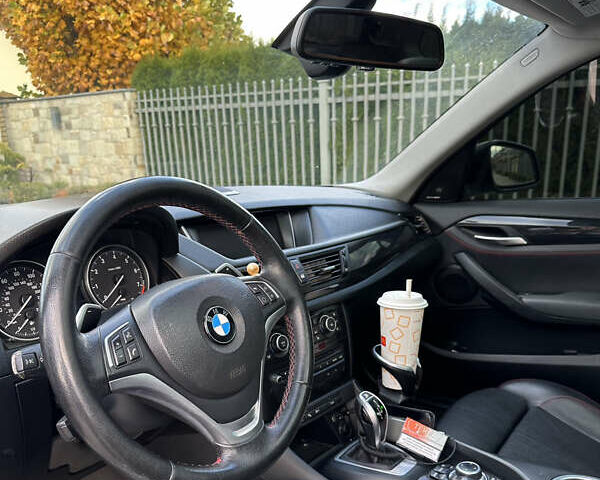 Белый БМВ Х1, объемом двигателя 2 л и пробегом 169 тыс. км за 11900 $, фото 5 на Automoto.ua