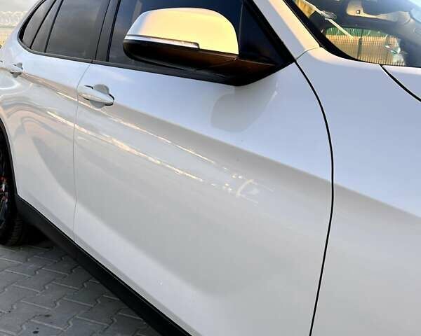 Белый БМВ Х1, объемом двигателя 2 л и пробегом 181 тыс. км за 16000 $, фото 10 на Automoto.ua