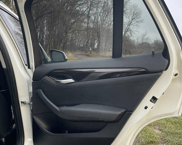 Белый БМВ Х1, объемом двигателя 2 л и пробегом 205 тыс. км за 12999 $, фото 60 на Automoto.ua