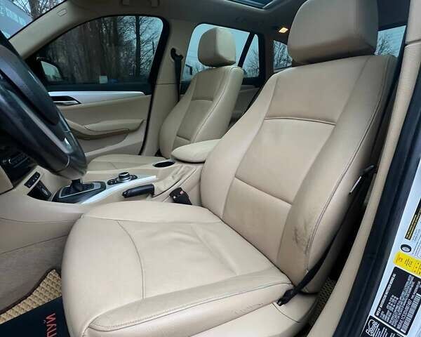 Белый БМВ Х1, объемом двигателя 2 л и пробегом 179 тыс. км за 11900 $, фото 11 на Automoto.ua