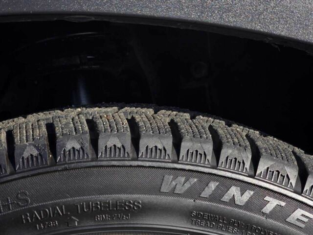 Белый БМВ Х1, объемом двигателя 2 л и пробегом 210 тыс. км за 10999 $, фото 4 на Automoto.ua