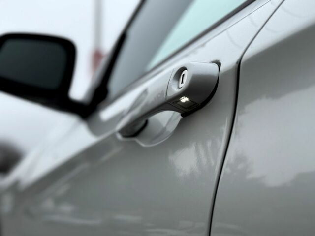 Білий БМВ Х1, об'ємом двигуна 2 л та пробігом 240 тис. км за 11200 $, фото 11 на Automoto.ua