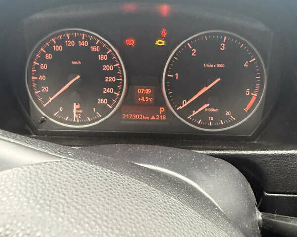 Білий БМВ Х1, об'ємом двигуна 2 л та пробігом 217 тис. км за 13000 $, фото 23 на Automoto.ua