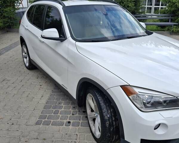 Белый БМВ Х1, объемом двигателя 2.98 л и пробегом 157 тыс. км за 13000 $, фото 8 на Automoto.ua