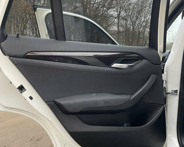 Белый БМВ Х1, объемом двигателя 2 л и пробегом 205 тыс. км за 12999 $, фото 57 на Automoto.ua