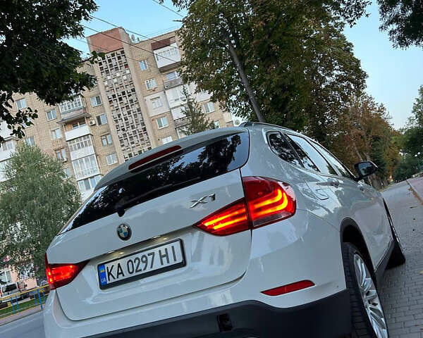 Білий БМВ Х1, об'ємом двигуна 2 л та пробігом 196 тис. км за 9900 $, фото 7 на Automoto.ua