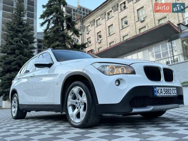 Білий БМВ Х1, об'ємом двигуна 2 л та пробігом 176 тис. км за 10000 $, фото 3 на Automoto.ua