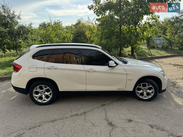Білий БМВ Х1, об'ємом двигуна 2 л та пробігом 349 тис. км за 12500 $, фото 2 на Automoto.ua