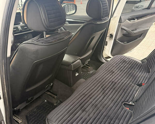 Білий БМВ Х1, об'ємом двигуна 2 л та пробігом 217 тис. км за 13000 $, фото 11 на Automoto.ua