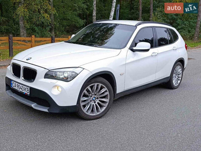 Білий БМВ Х1, об'ємом двигуна 2 л та пробігом 267 тис. км за 13999 $, фото 1 на Automoto.ua