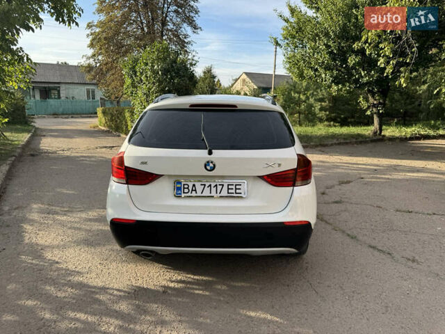 Білий БМВ Х1, об'ємом двигуна 2 л та пробігом 349 тис. км за 12500 $, фото 1 на Automoto.ua