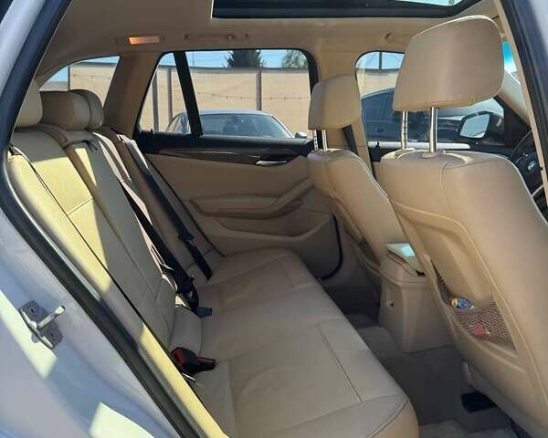 Белый БМВ Х1, объемом двигателя 2.98 л и пробегом 157 тыс. км за 13000 $, фото 11 на Automoto.ua